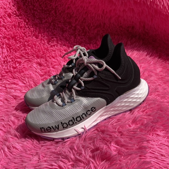 New Balance ROAV Freshfoam runners, older model, size 10 - Picture 4 of 10